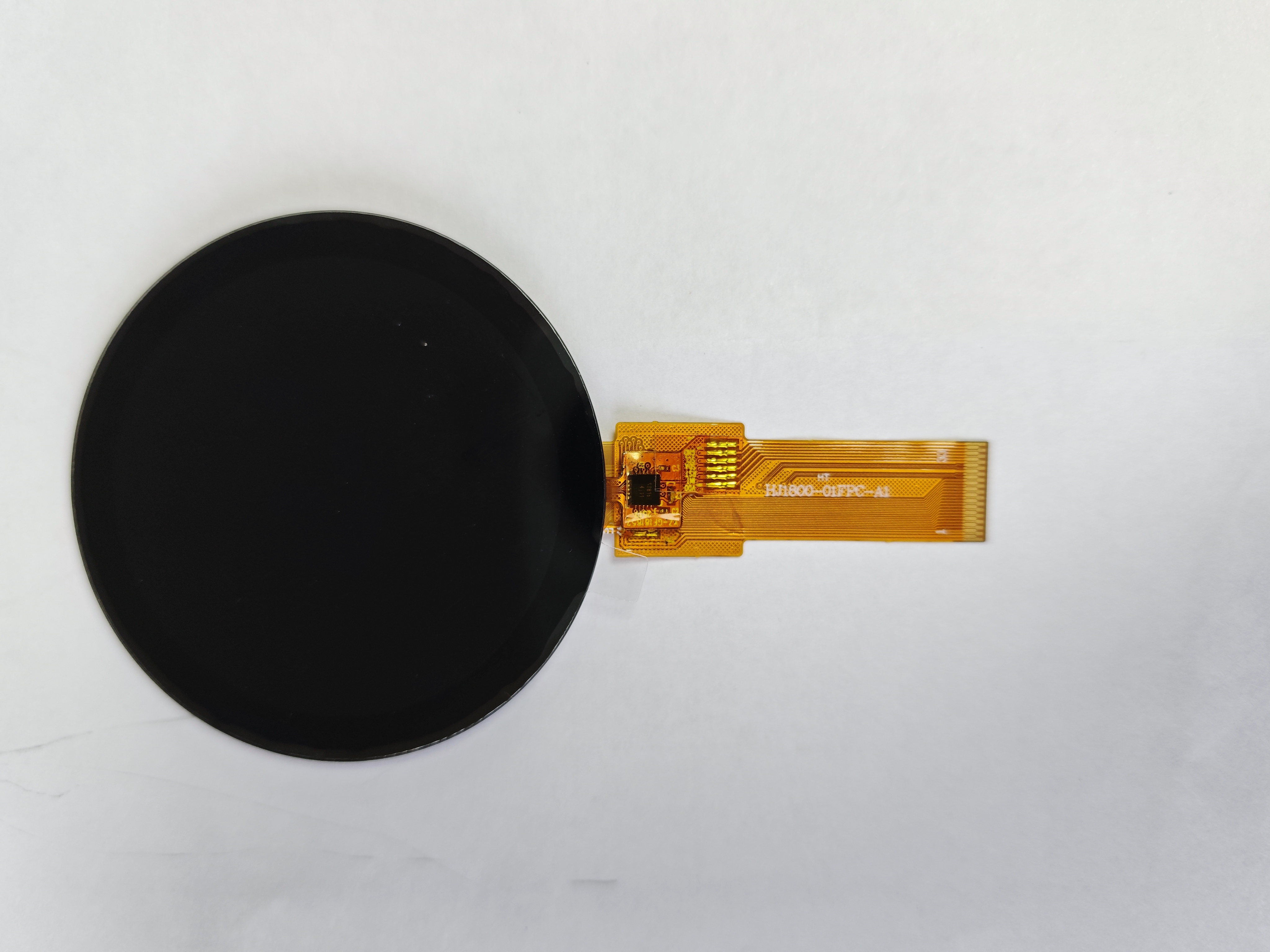 1,8 hüvelykes kerek képernyő 360*360 felbontással és támogatás az SPI/MCU/QSPI/MIPI interfészekhez